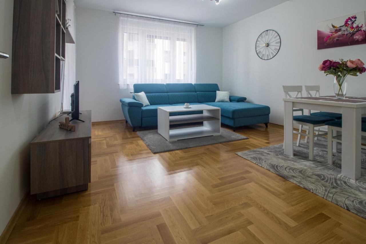 Iskra Appartement Banja Luka Buitenkant foto