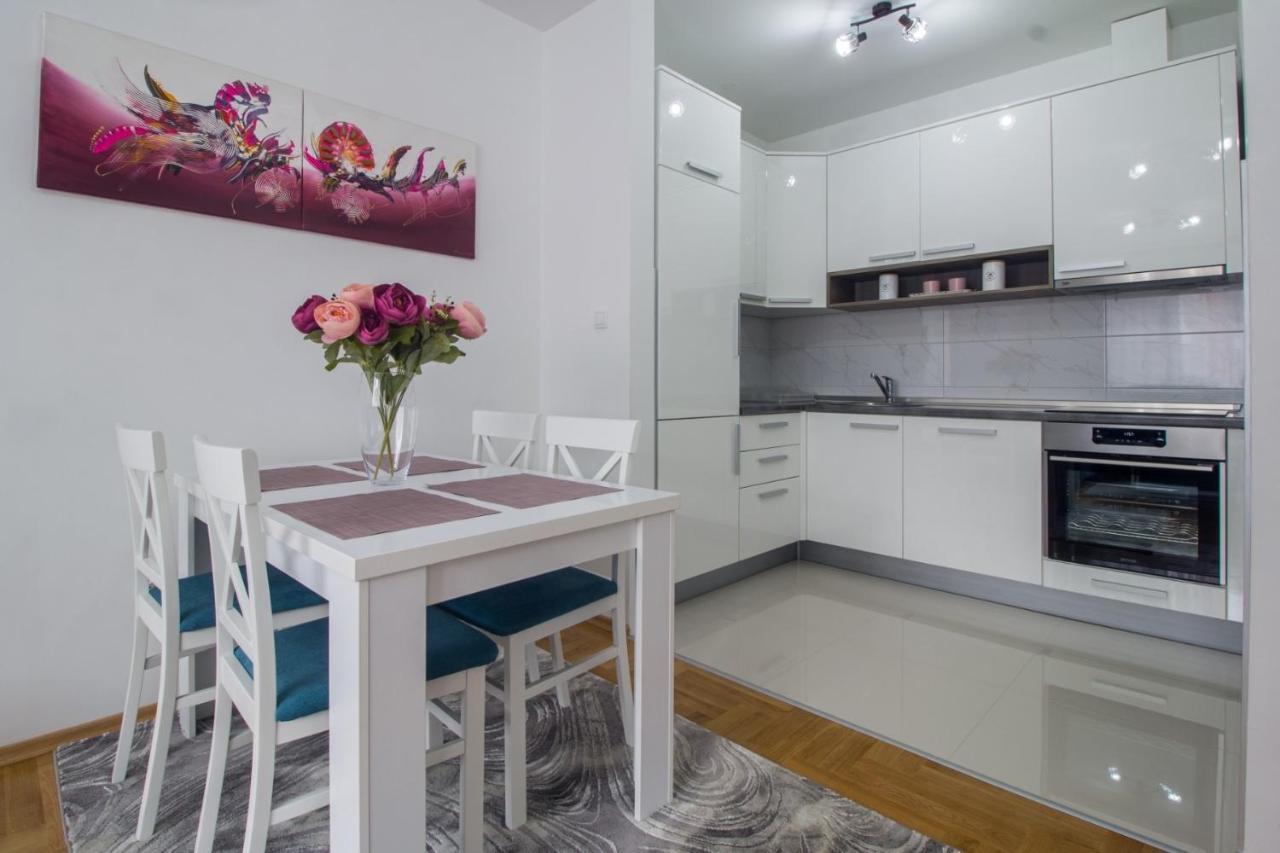 Iskra Appartement Banja Luka Buitenkant foto