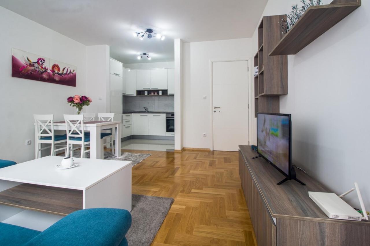 Iskra Appartement Banja Luka Buitenkant foto
