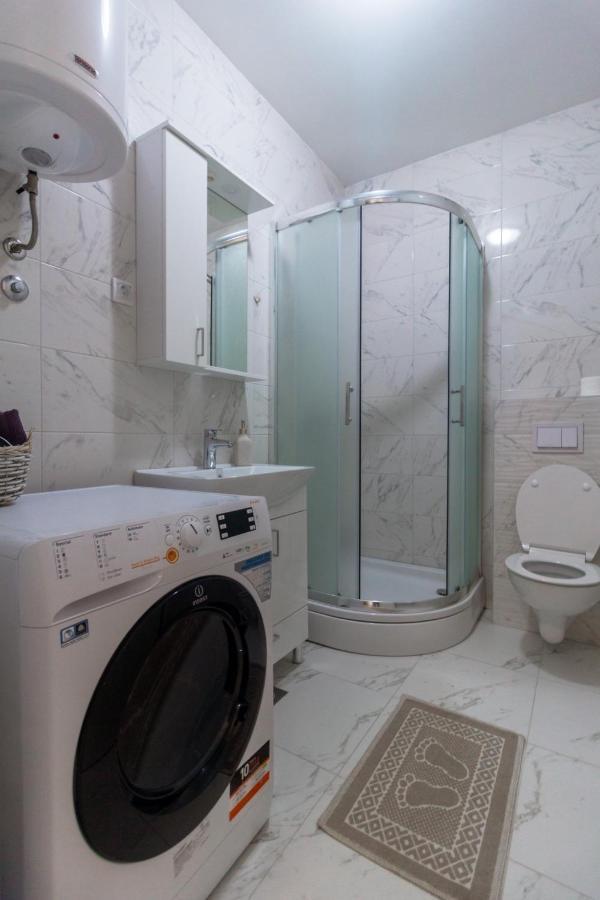 Iskra Appartement Banja Luka Buitenkant foto